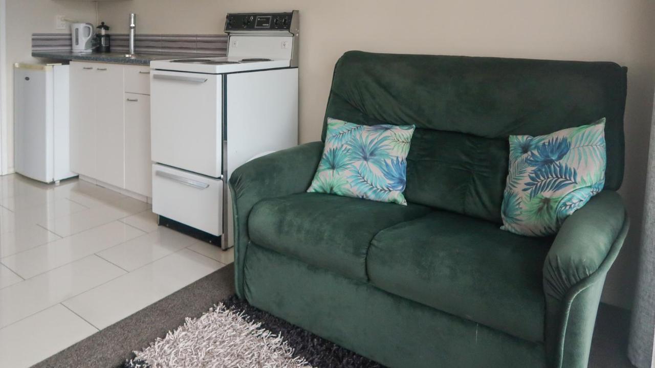 Fiesta Court Motel Whanganui Buitenkant foto
