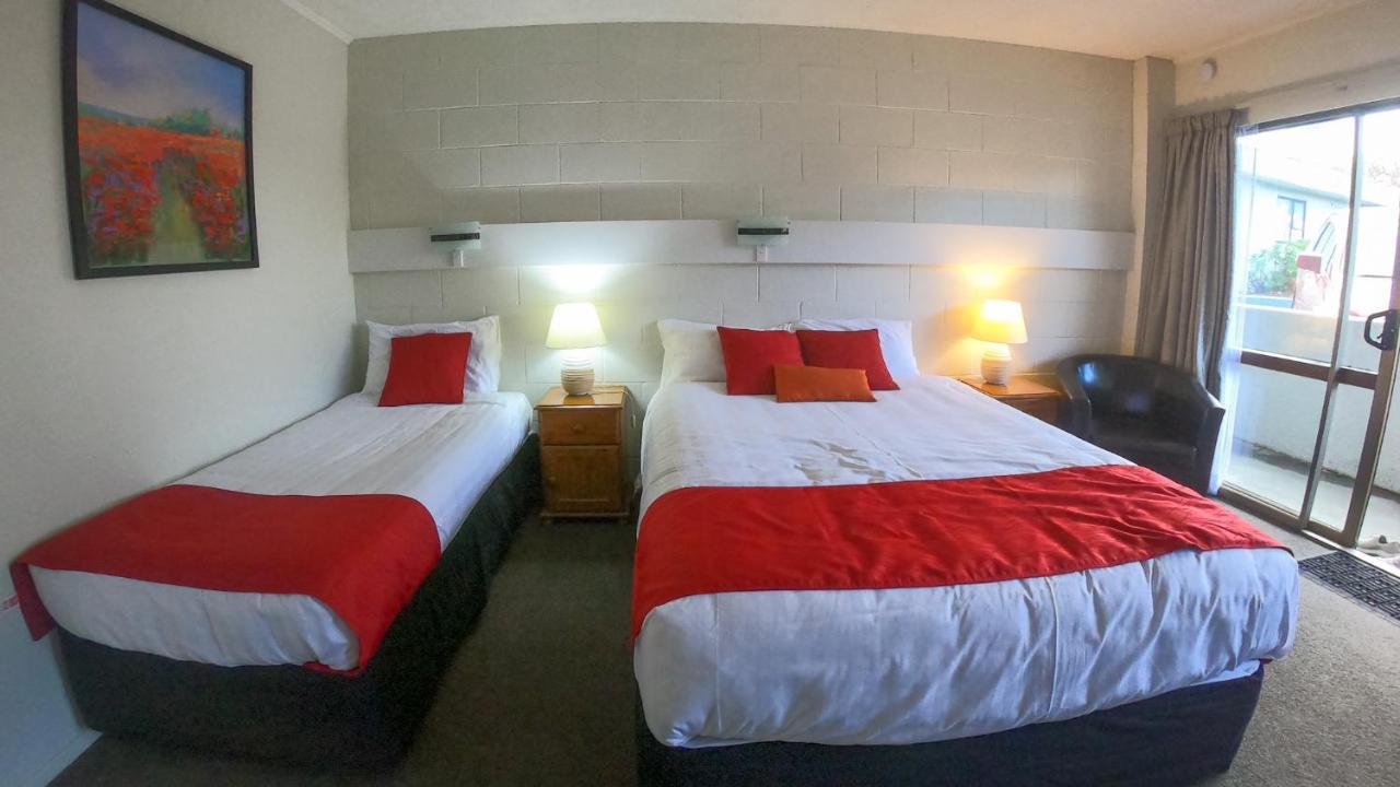 Fiesta Court Motel Whanganui Buitenkant foto