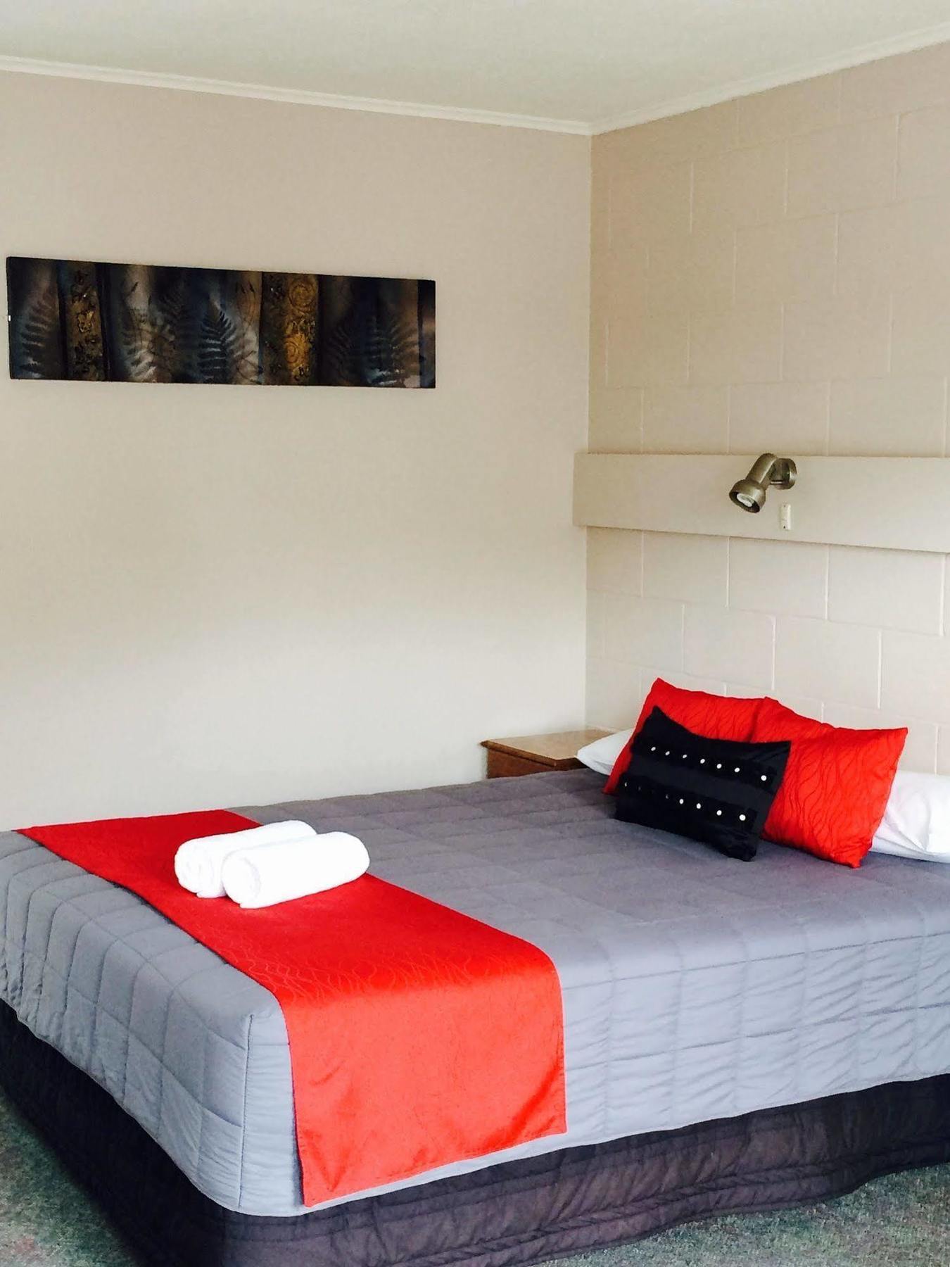 Fiesta Court Motel Whanganui Buitenkant foto