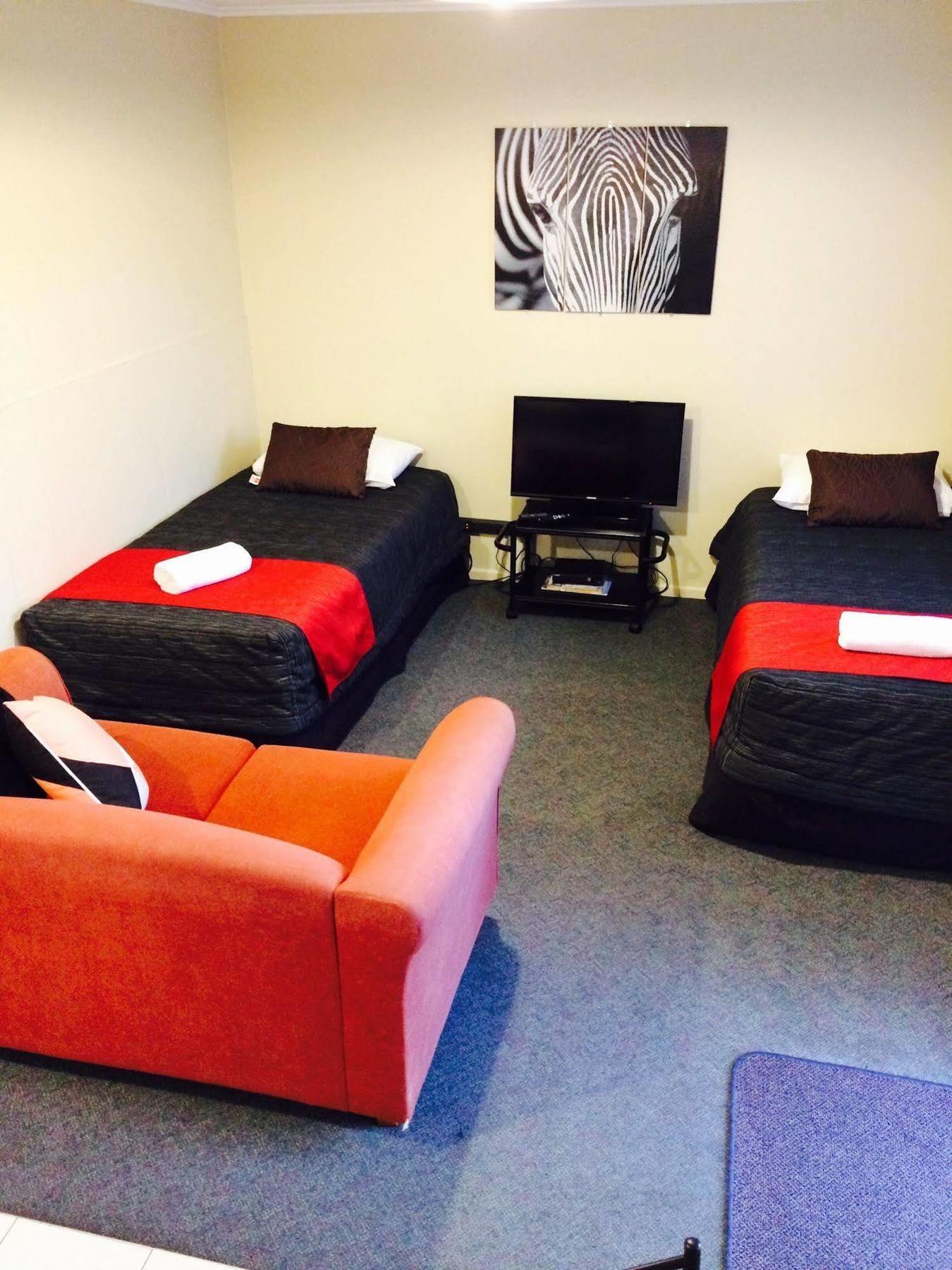 Fiesta Court Motel Whanganui Buitenkant foto
