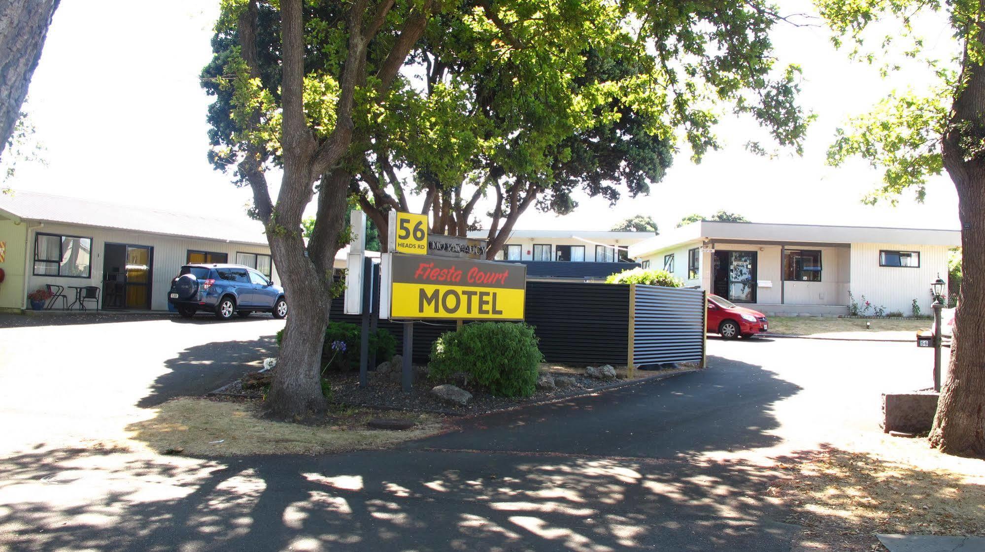 Fiesta Court Motel Whanganui Buitenkant foto